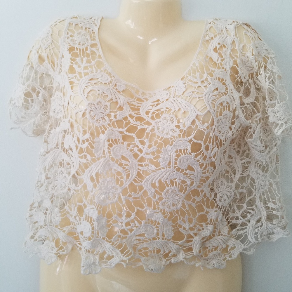 Forever 21 Cream Scoop Neck Crop Top - Picture 6 of 7